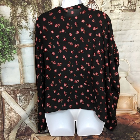 Ann Taylor Loft floral print kimono style short oversize one size flowy summer - Picture 7 of 11